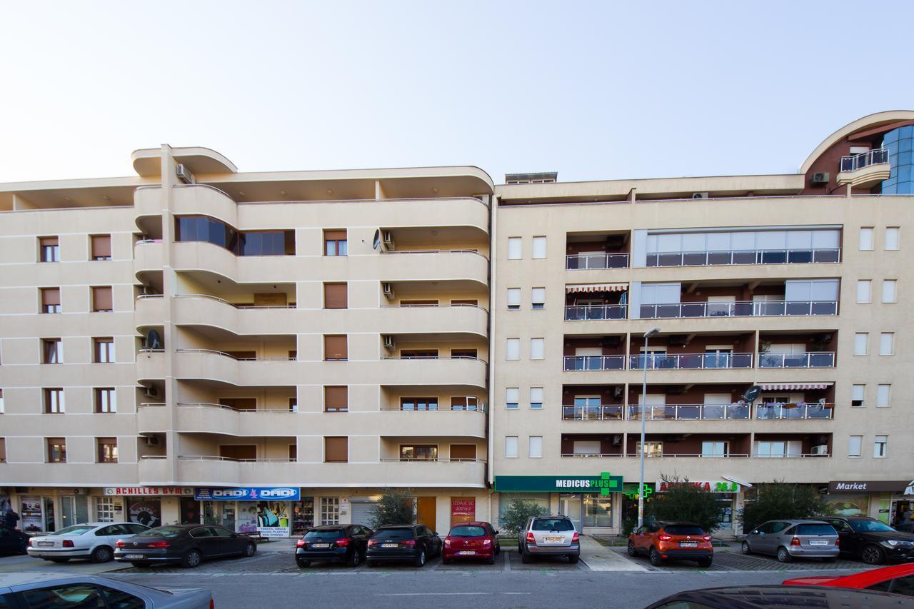 Charming City Center Podgoriţa Exterior foto